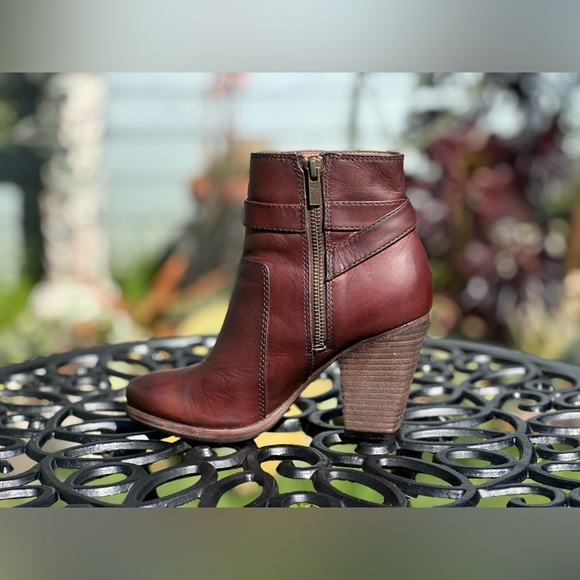 Frye — Patty Riding Bootie - Picture 4 of 6